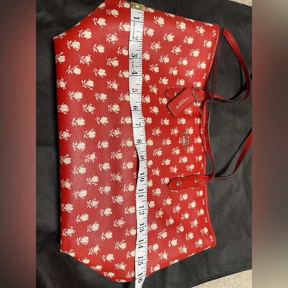 Coach Purse - Picture 12 of 12